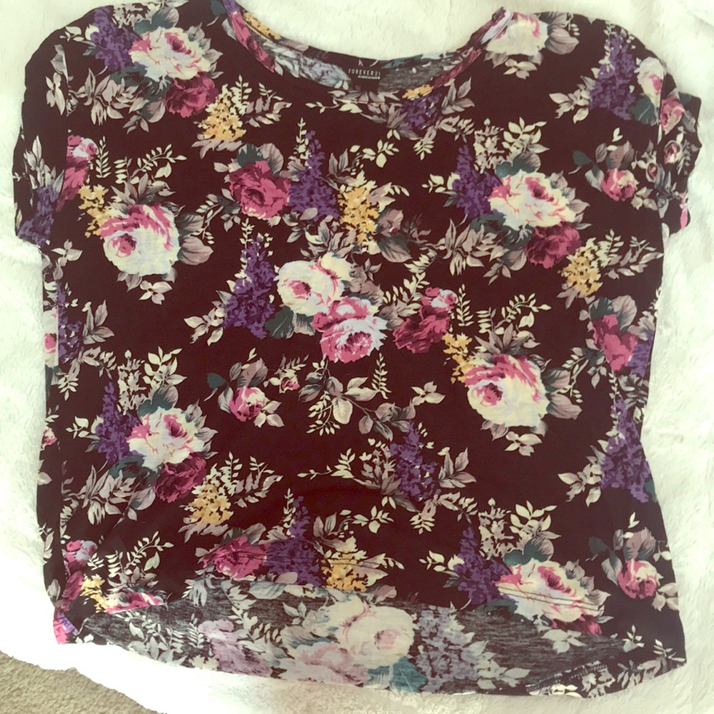 Black floral tee